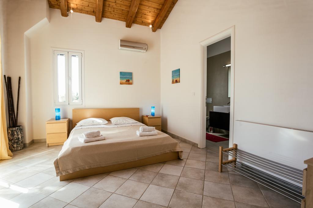 Dream Summer Villa Порто Хели Екстериор снимка